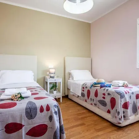 Sleeps 6 With Pool Air Con And Wifi * Corralejo