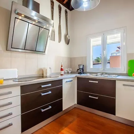 Sleeps 6 With Pool Air Con And Wifi Villa *